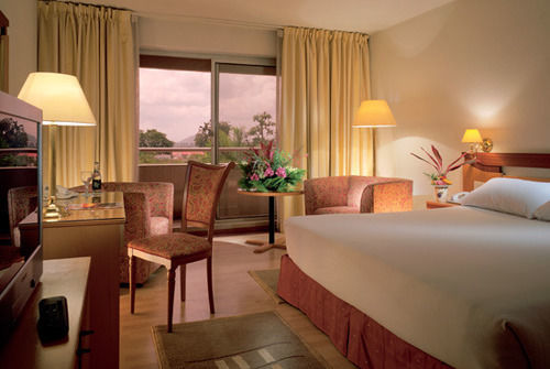 Royal Tropicana Abuja Exterior photo